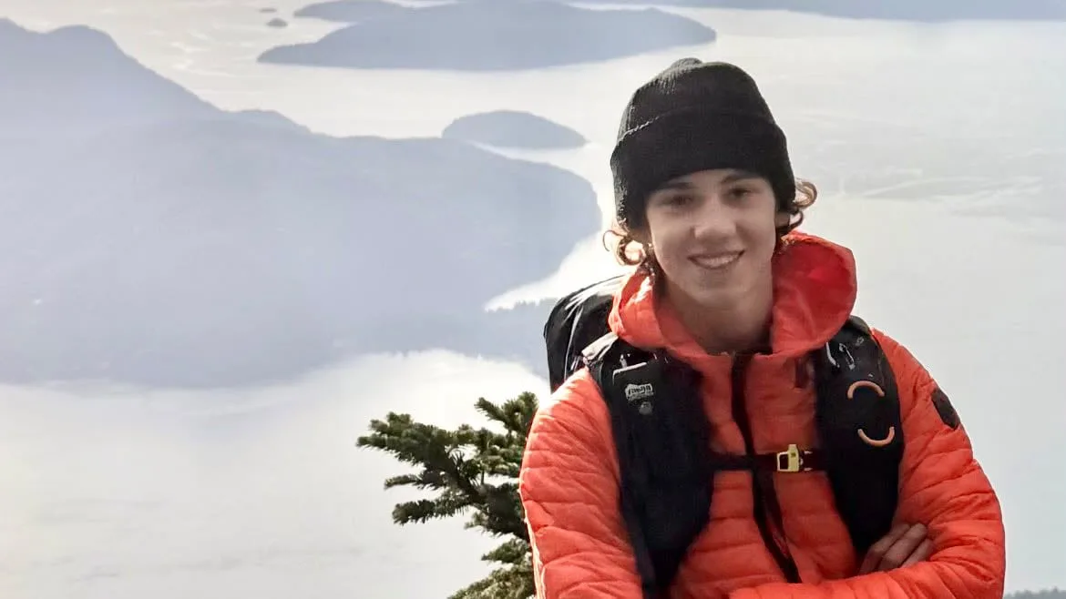 B.C. teen rescued from 'Widowmaker' mountain trail says AI isn't to blame
