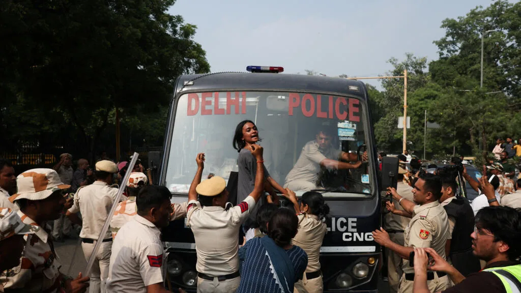En Inde, de nombreuses arrestations dont celle du chef du parti des "cafards"