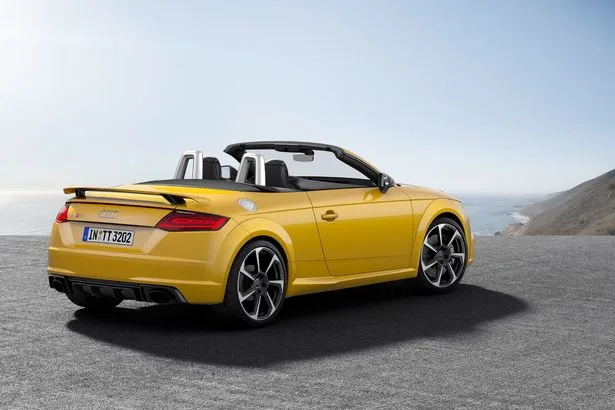 Scorching weather brings price bonanza for owners of soft-top cars