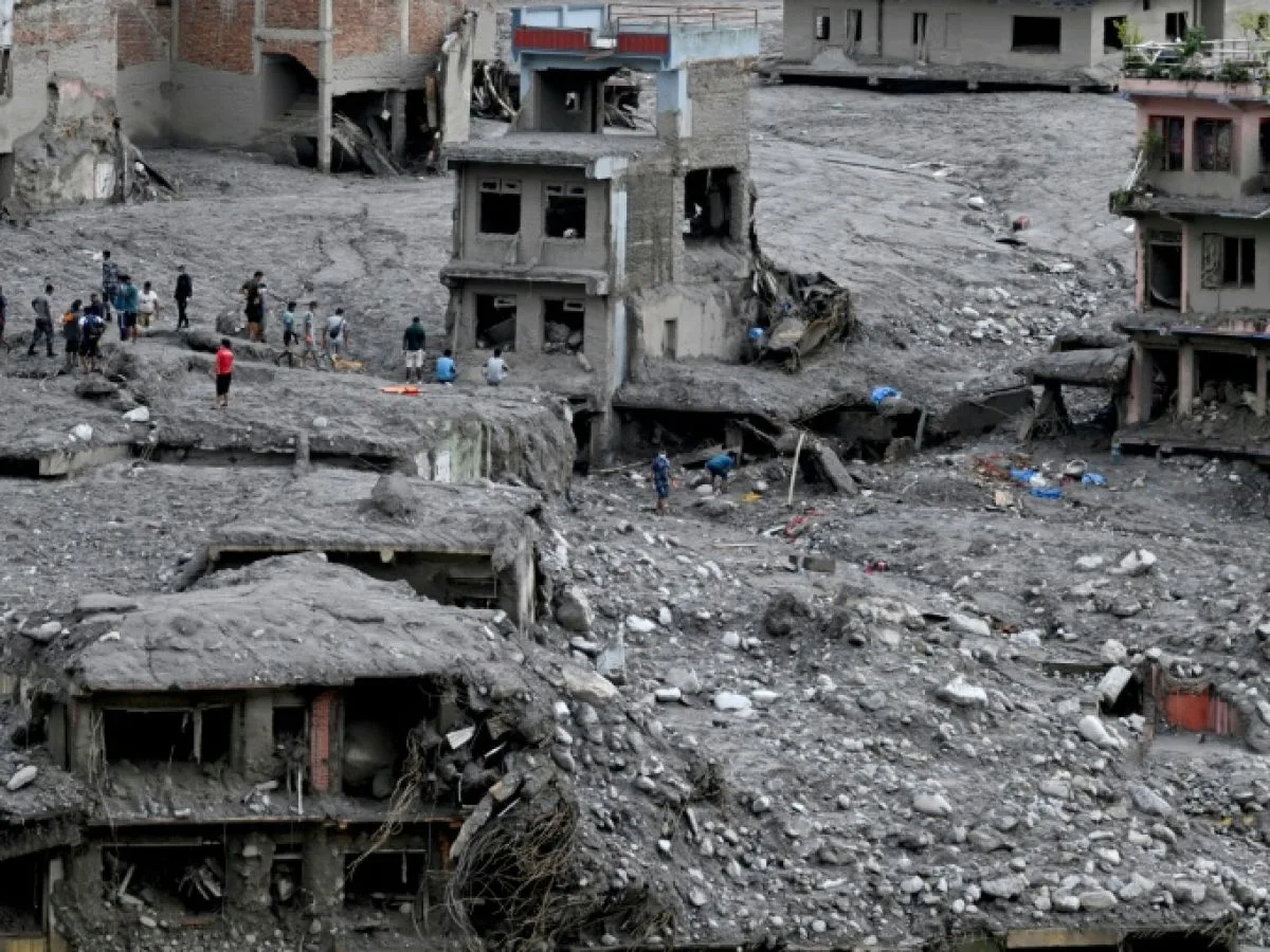 Le bilan de la crue dans l'Himalaya franchit la barre des 1.000 morts