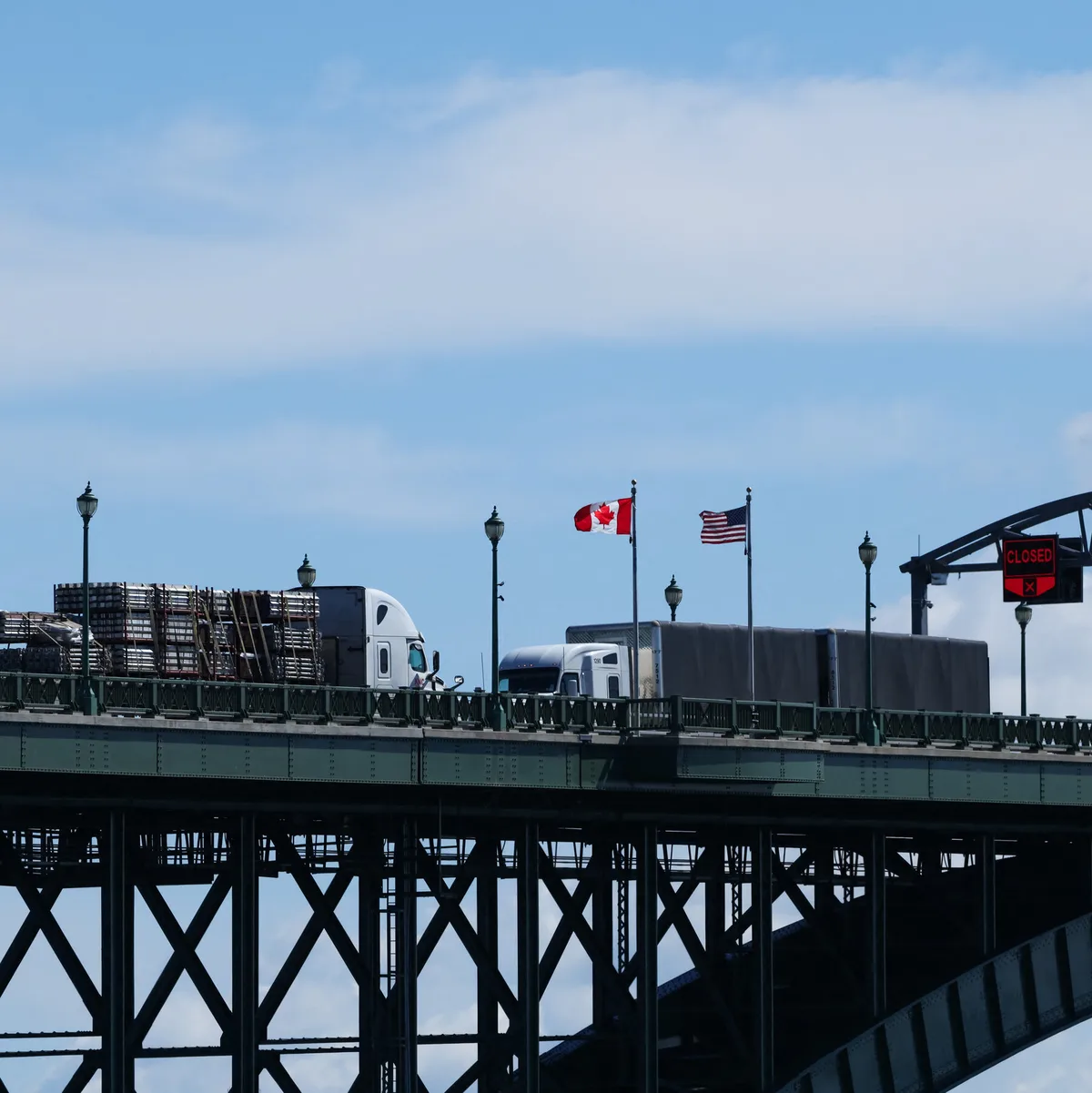 Trump’s Tariffs on Hold as President Claims Deal With Canada Is Near