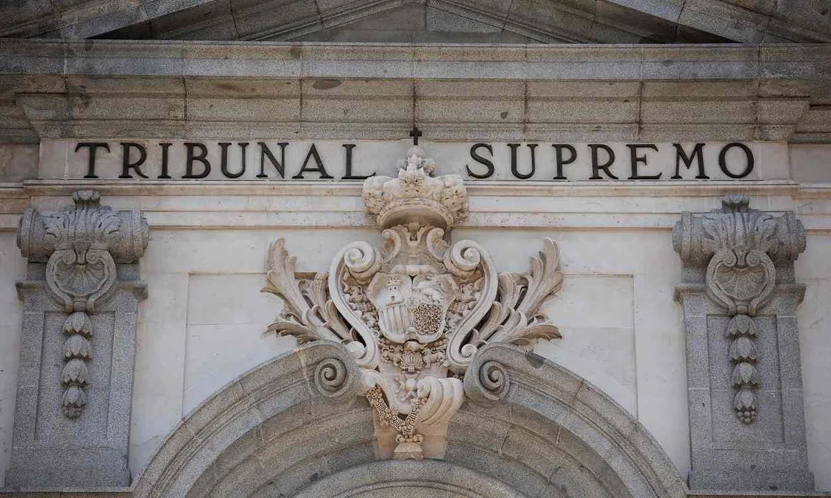 La batalla política y judicial por la 'ley de nietos' ensancha la brecha entre Gobierno y Justicia