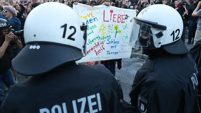 Demonstrationsverbot beim G20-Gipfel: Verbot von zwei Demonstrationen beim Hamburger G20-Gipfel war rechtens