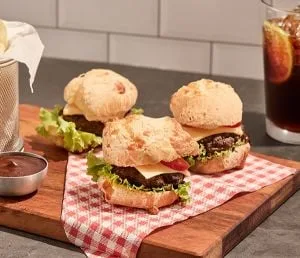 O Pão de Queijo tem seu dia no Brasil desde 2007; veja uma receita diferentona para comemorar