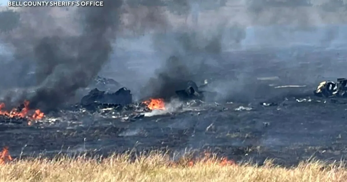 2 soldiers killed in Apache helicopter crash in Texas