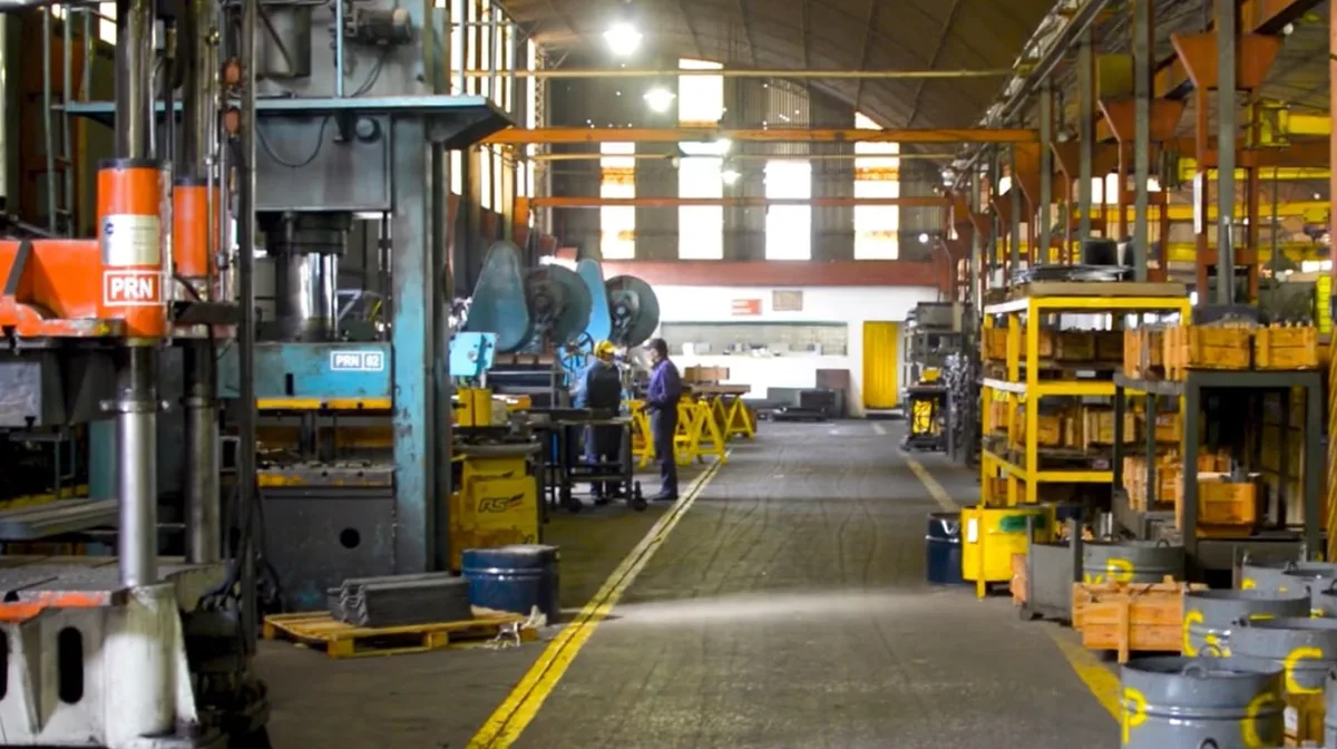 Tensión en una fábrica de maquinaria agrícola: buscan recortar más la jornada laboral y la UOM rechazó la propuesta