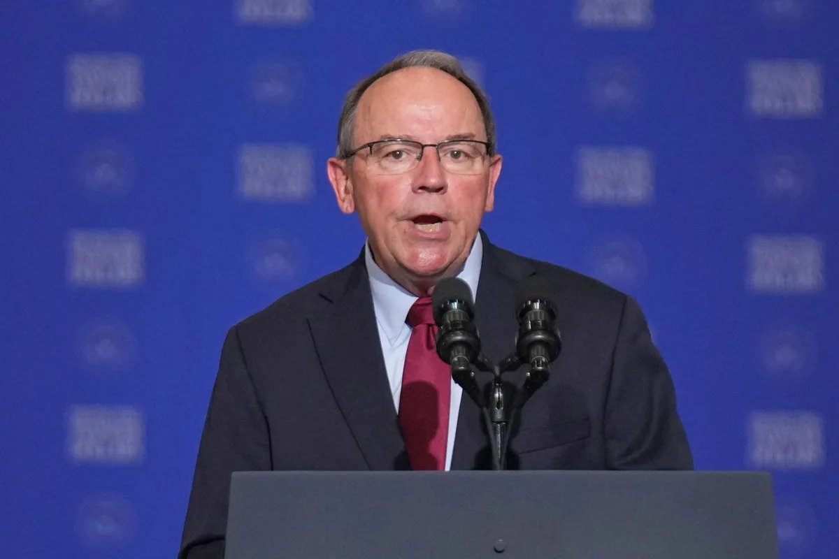 GOP congressman from Wisconsin swims to safety after plane makes emergency landing in a lake