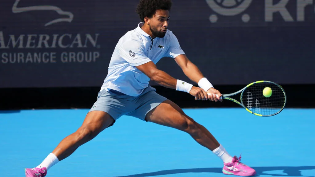 Tennis : le Français Arthur Fils remporte le Masters 1000 de Cincinnati