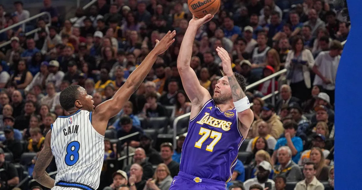 Novos donos dos Lakers querem colocar o clube a valer €26 mil milhões