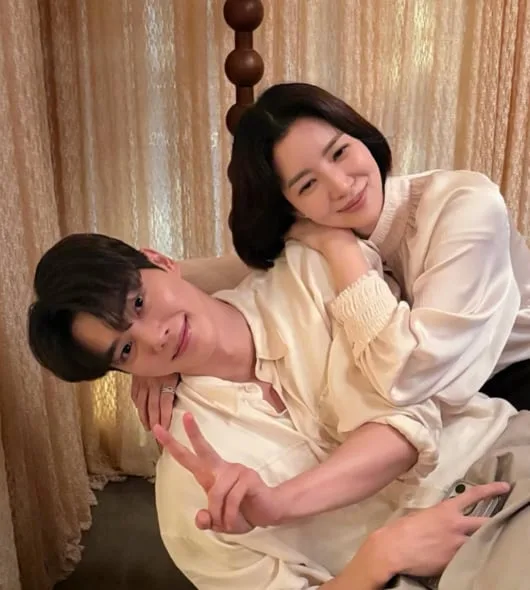 윤세아, 송강 어깨에 기대 "살아지는 이유"..그림체 비슷