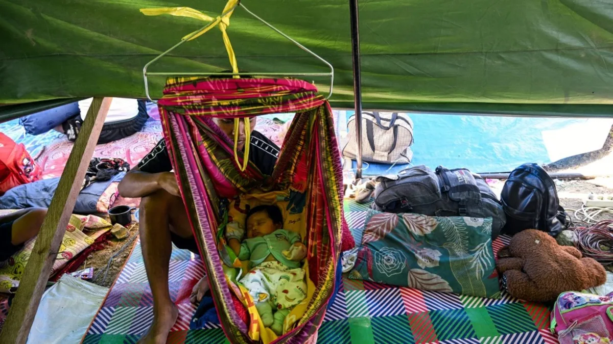 Erdbeben in Indonesien: Fast 13.000 Menschen sind obdachlos