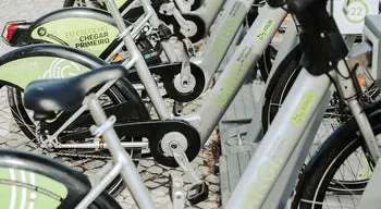 Autarca de Lisboa promete apostar nas bicicletas após suspensão de trotinetes