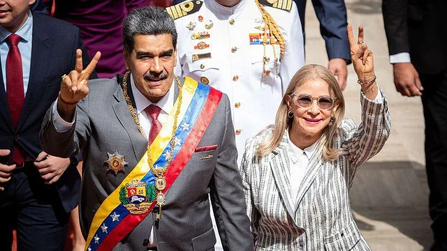 Juiz convoca Maduro e Flores a tribunal para responder a novas acusações