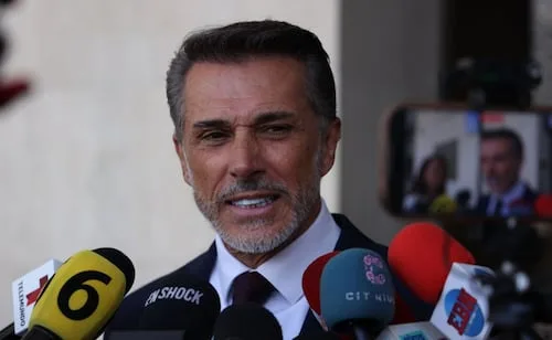 Sergio Mayer vuelve a solicitar licencia como diputado; “por tiempo indefinido y sin goce de dieta”, pide