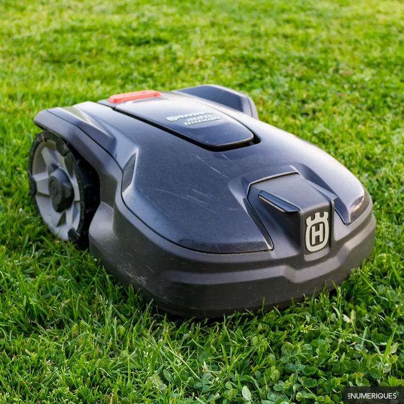Actualité : Bon plan – La tondeuse à gazon Husqvarna Automower 305 à 799,00 € (-20%)