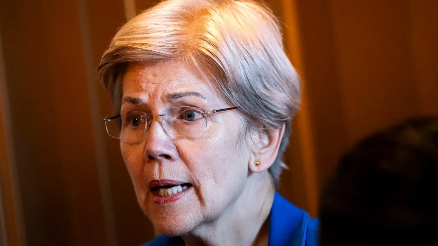 Senate Democrats press Trump administration on consumer refunds after tariff ruling