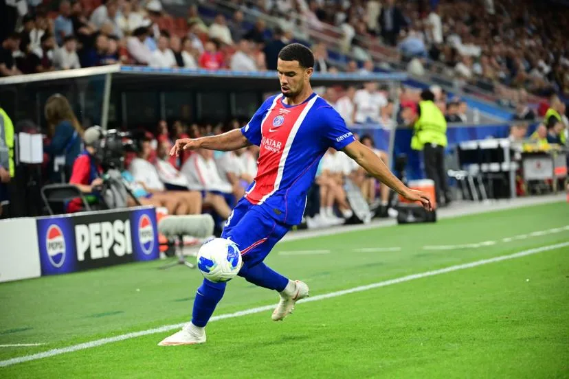 Warren Zaïre-Emery préféré à Joao Neves dans le onze de départ du PSG pour le choc face à Manchester City ?