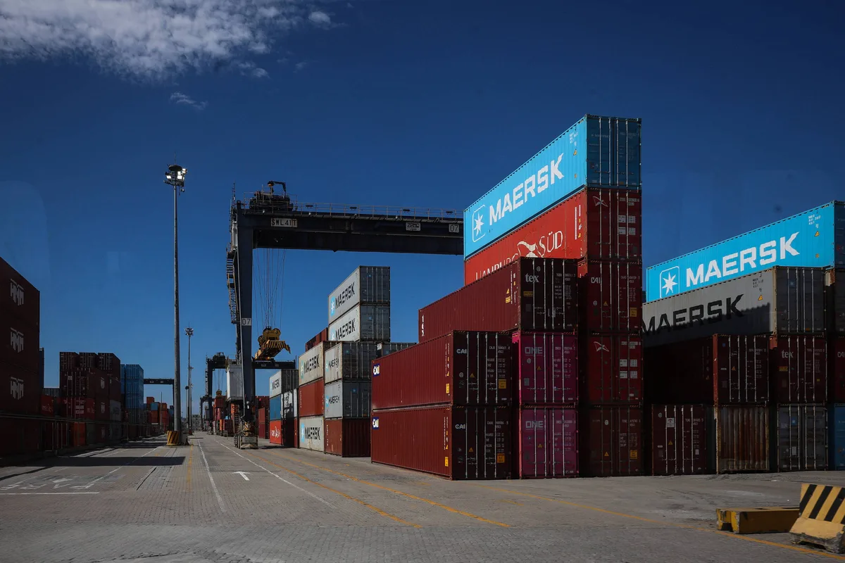 Área técnica do Cade aprova operação entre MSC e Maersk em disputa pelo Tecon Santos 10