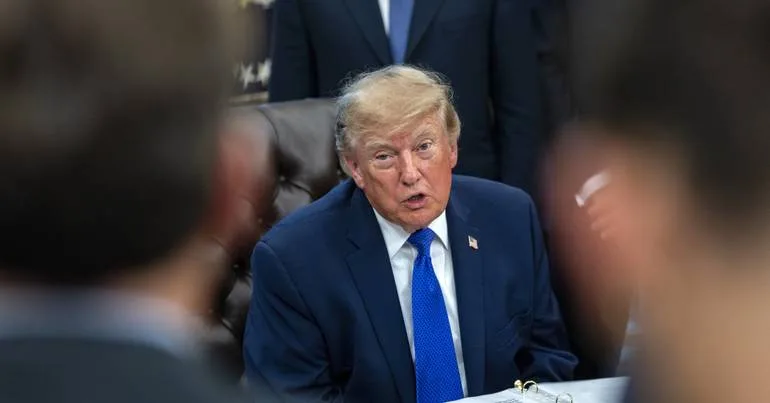 Trump nega envio de tropas terrestres para o Irão