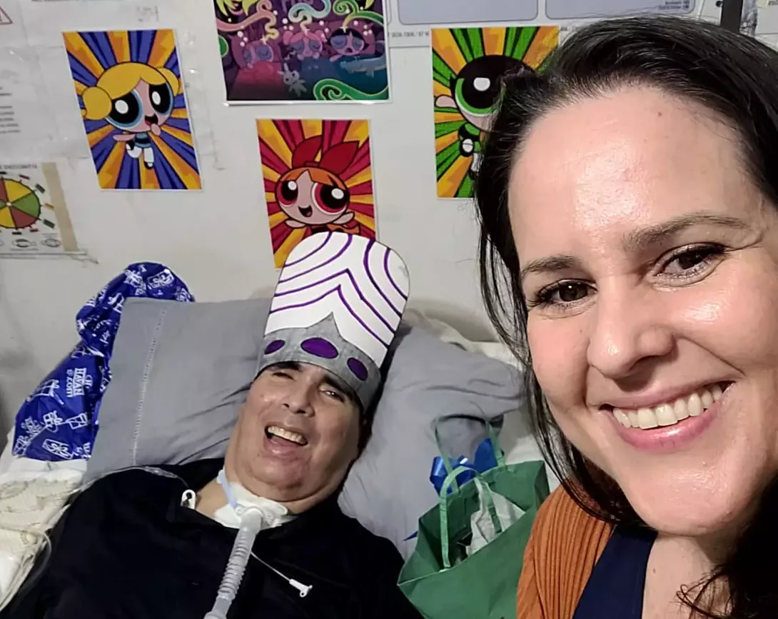 No improviso, enfermeira correu contra o tempo para proteger paciente no apagão