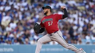 Eduardo Rodríguez firma números de Cy Young, pero se cruza con una competencia histórica