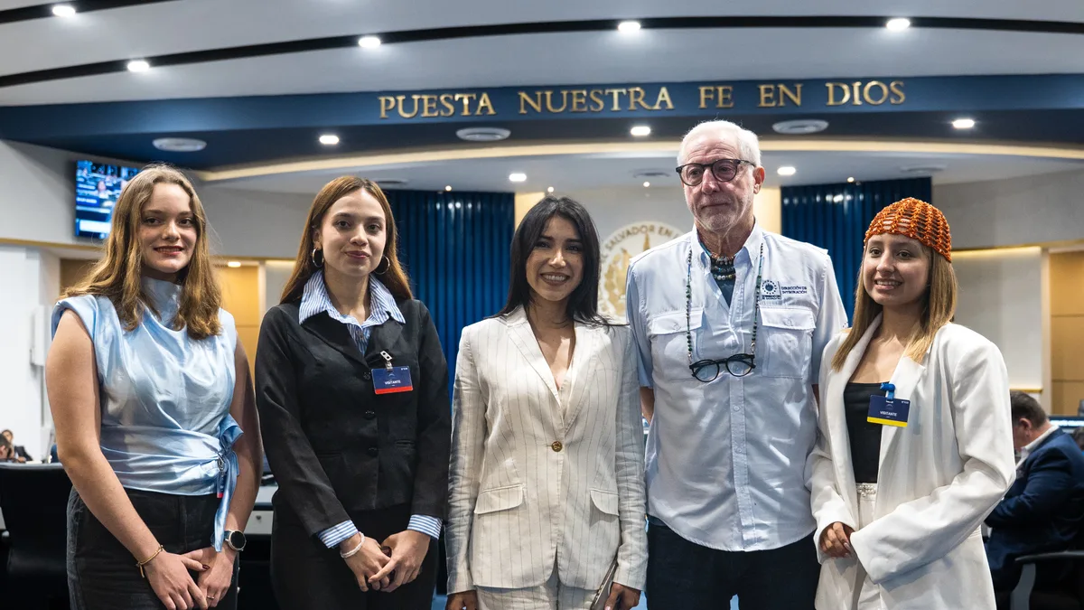 La Asamblea Legislativa de El Salvador aprueba un préstamo del BID por USD 100 millones para educación superior
