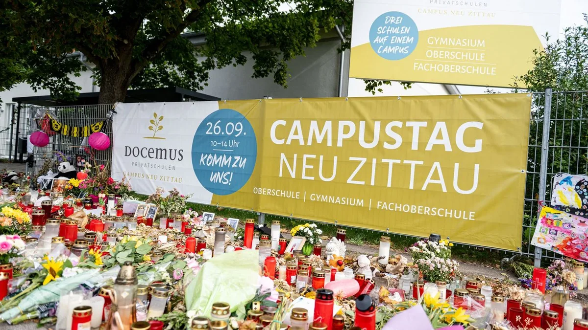 Eine Woche danach: Freunde und Familie trauern gemeinsam um Getötete an Schule