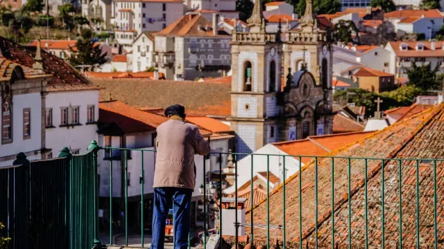 Congresso sobre Artes Populares em Gouveia, com homenagens e debates