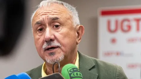 Pepe Álvarez advierte de que la huelga general del 11 de noviembre va "contra los que se sientan aludidos"
