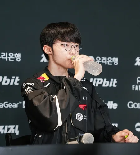 LCK 결승 코앞서 미끄러진 T1…페이커 "월즈서 더 좋은 경기력"