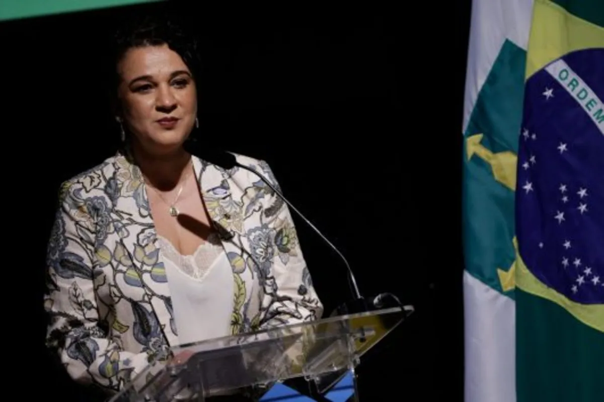 Banco do Brasil e sindicato trocam acusações