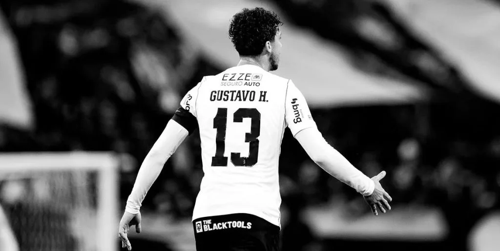 Gustavo Henrique lamenta eliminação do Corinthians na Libertadores: “Noite para esquecer”