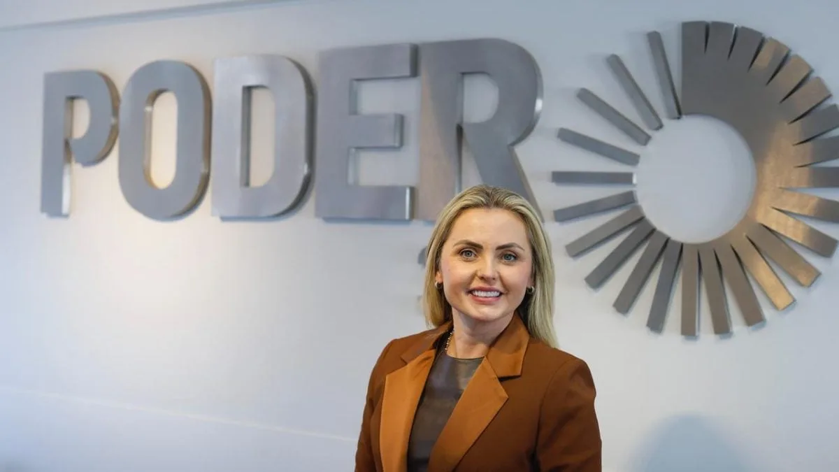 Visita ao Poder360: Clariana Barão