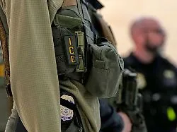 Brutale Methoden gegen Migranten: Anwältin: ICE-Beamte fuhren Einwanderer absichtlich an