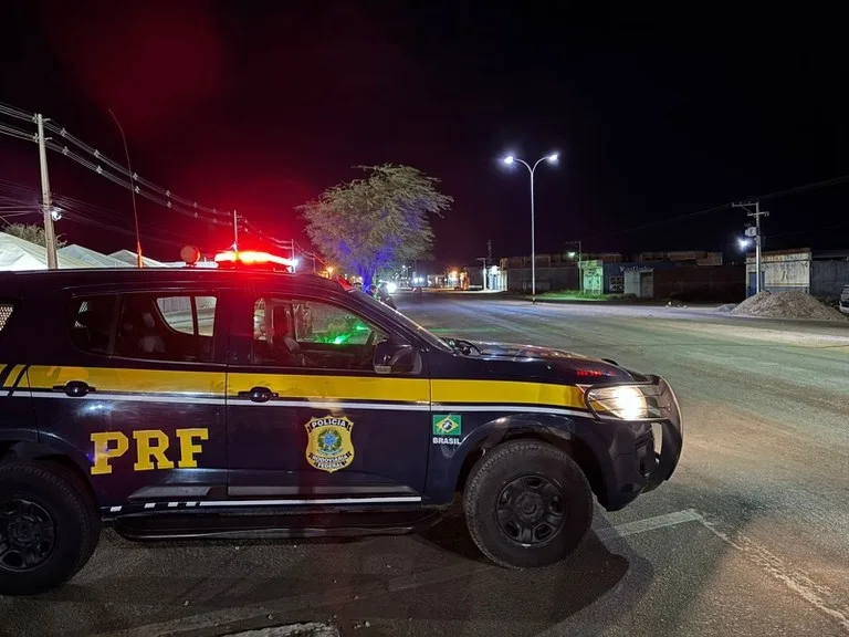 PRF é presa em hotel na Bahia após passar cinco meses fugindo com filho de 6 anos
