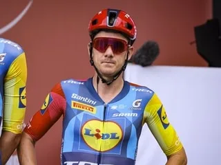 Vuelta 2026. « Il y a quelque chose qui ne va pas » : Mads Pedersen abandonne avant le départ de la 11e étape