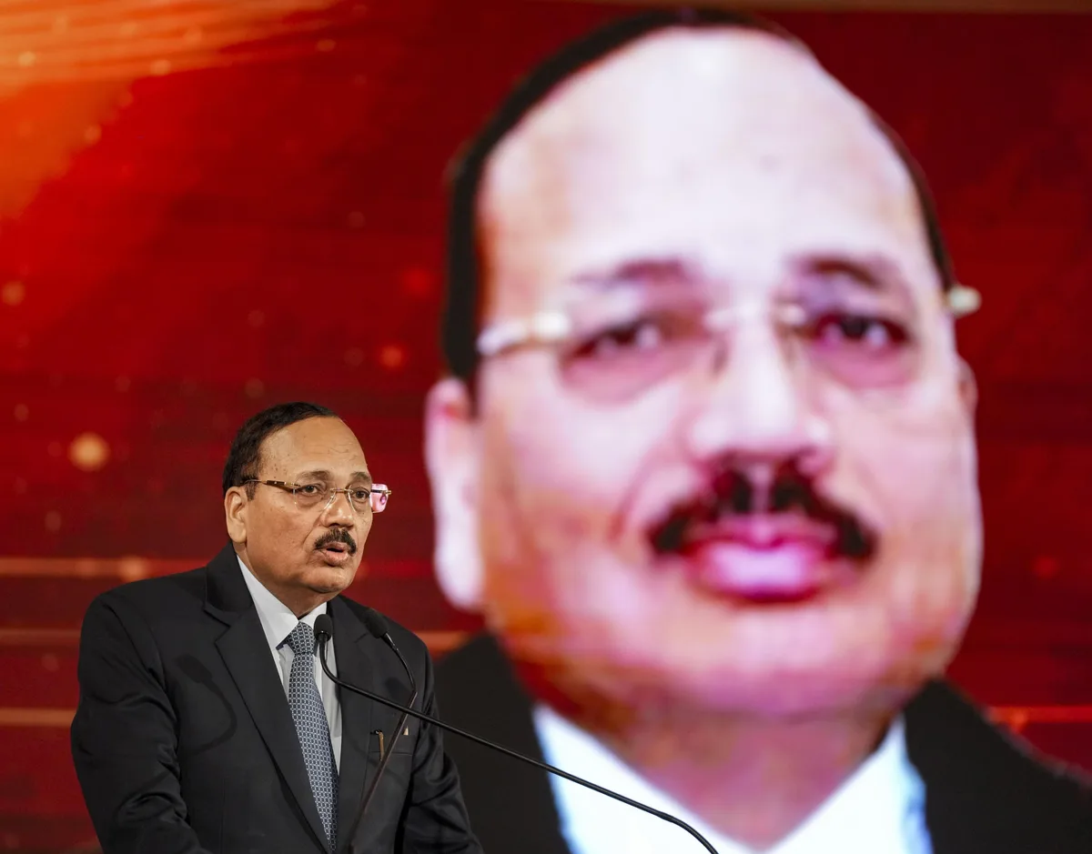 CJI turns down Congress's meeting request; Opposition march to SC today
