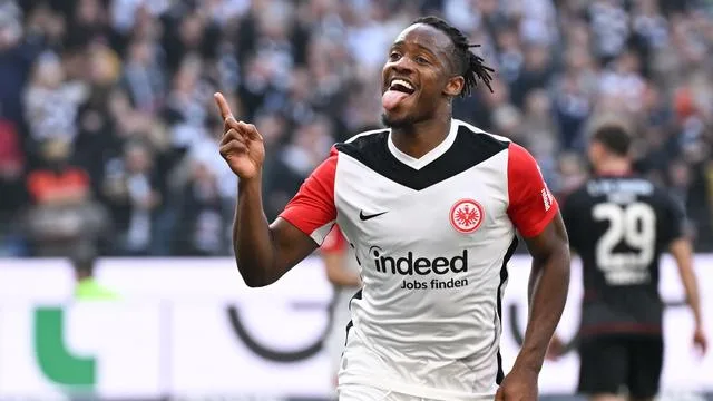 Transfer: Stürmer Batshuayi verlässt Eintracht Frankfurt