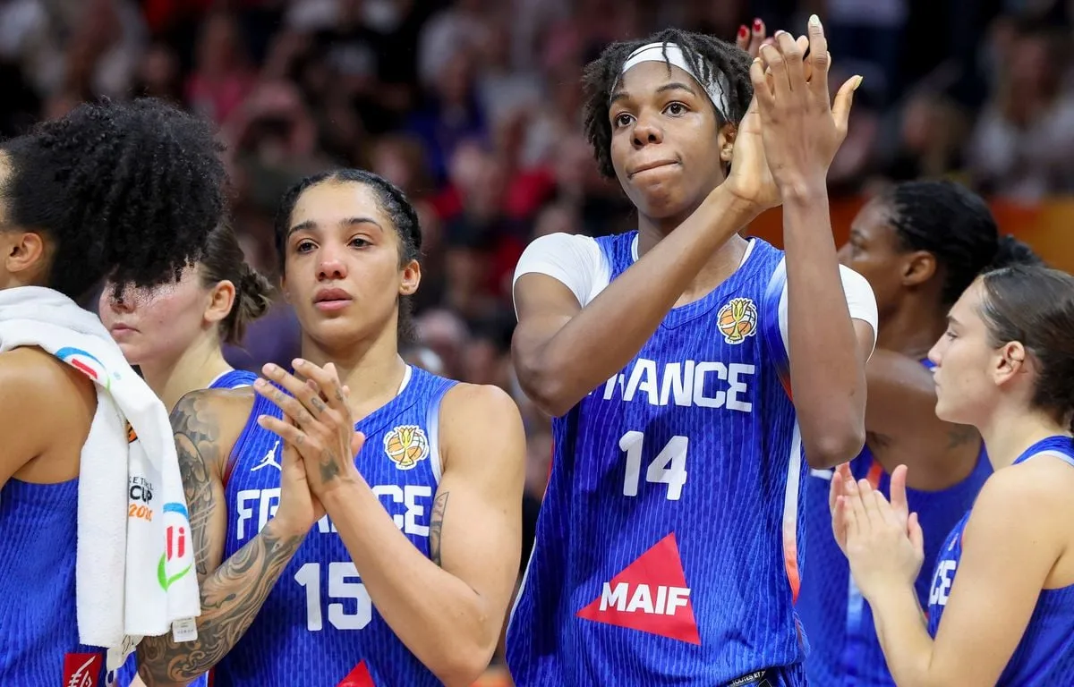 France - Etats-Unis : « On les a laissées faire »… Comment les Bleues ont-elles pu imploser en finale, de +14 à -18 ?