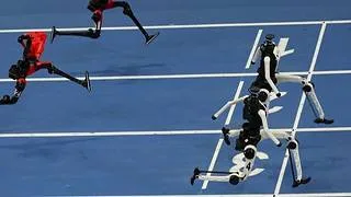 Robot humanoide chino supera récord de Usain Bolt en los 100 metros