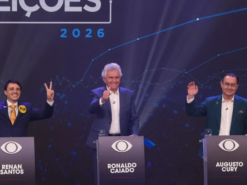 Mesmo ausentes, Lula e Flávio viram principais alvos do debate da Band