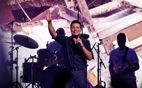 De Chayanne a Piso 21, artistas latinos se unen por Venezuela y Colombia; concierto en Miami recauda fondos para víctimas