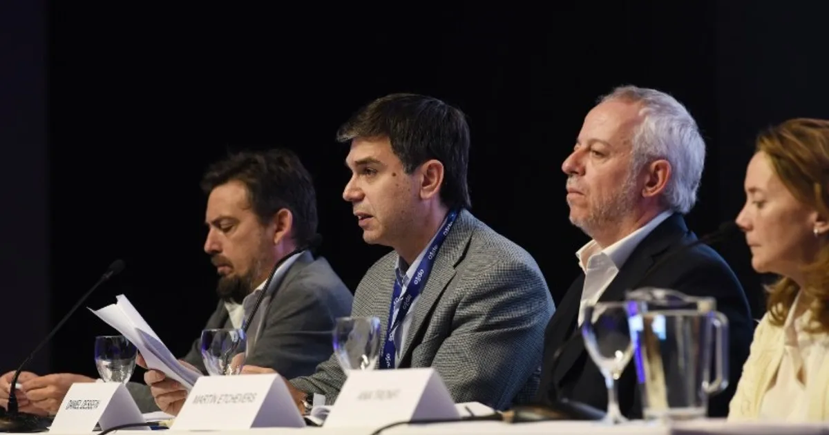 ADEPA advirtió por el impacto de la Inteligencia Artificial y alertó por los agravios del Gobierno a la prensa