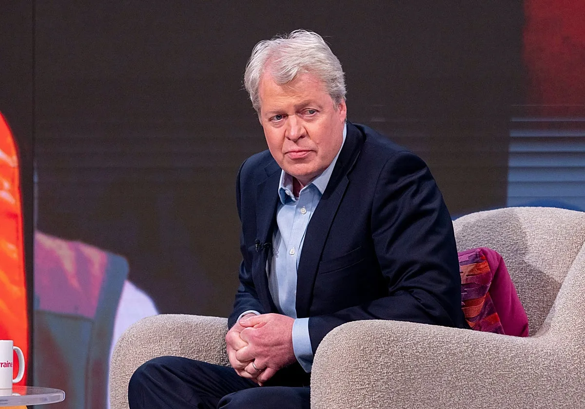 Charles Spencer responde al ataque de Carlos de Inglaterra: «¿Está furioso o avergonzado?»