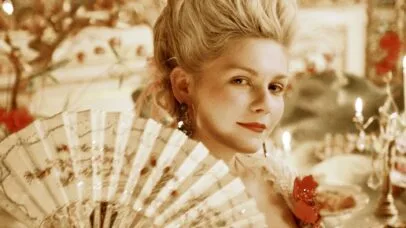 New Order se apresenta em Versailles na abertura de exposição sobre ‘Maria Antonieta’, de Sofia Coppola