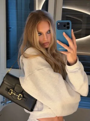 Romee Strijd, ex-Angel da Victoria’s Secret, desabafa após ser rejeitada para desfile da marca: “Treinei o verão todo”; assista Romee Strijd, ex-Angel da Victoria’s Secret, desabafa após ser rejeitada para desfile da marca: “Treinei o verão todo”; assista