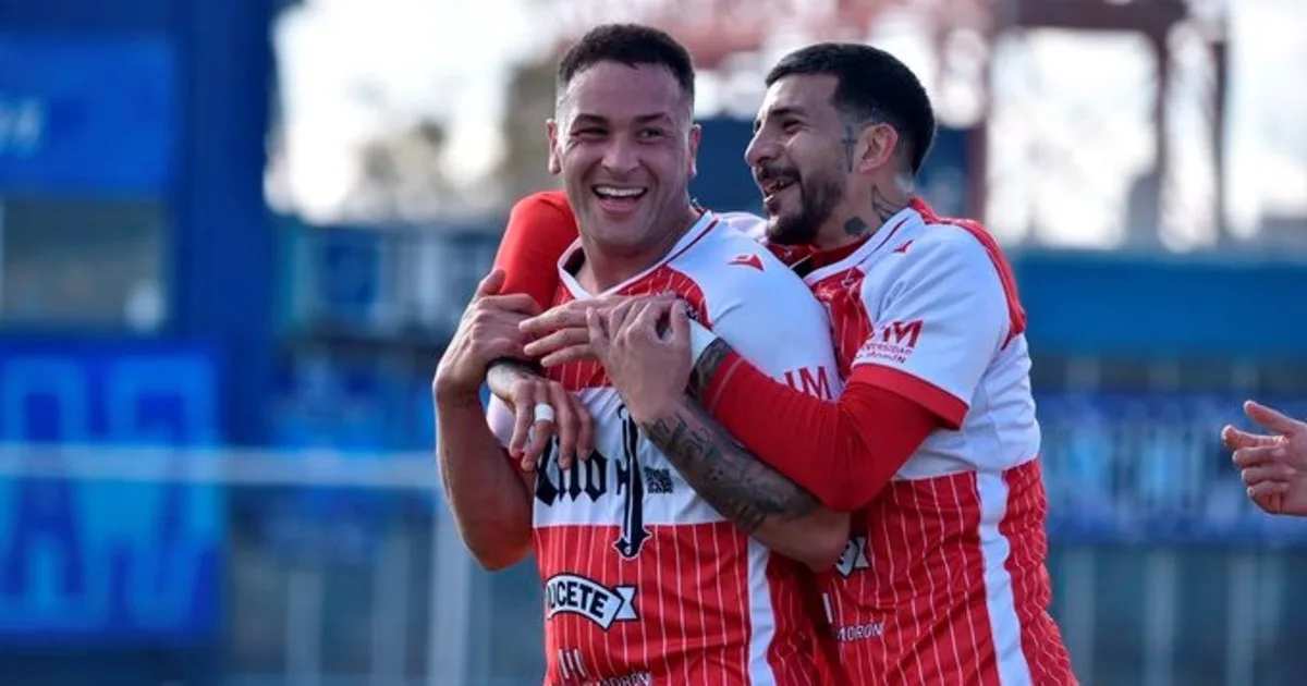 El milagro de San Telmo: dos goles abajo y con 10 jugadores rescató un punto ante Morón
