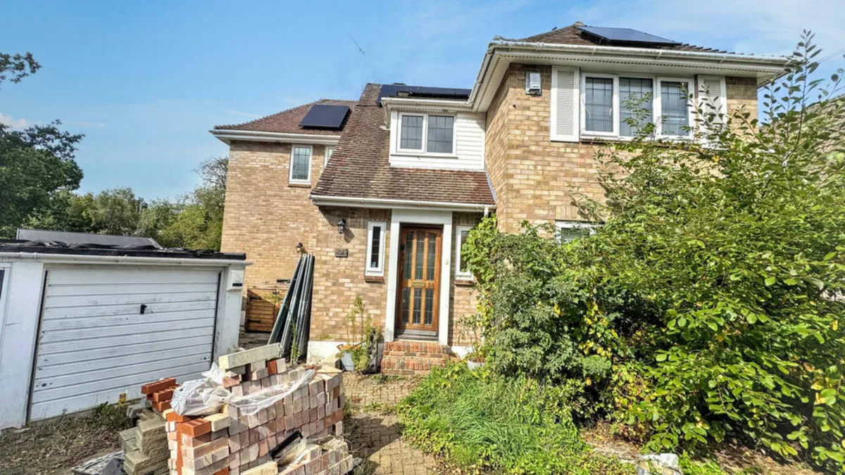 £465,000 English home heads to auction for £1 after landslip, with occupancy ban in place