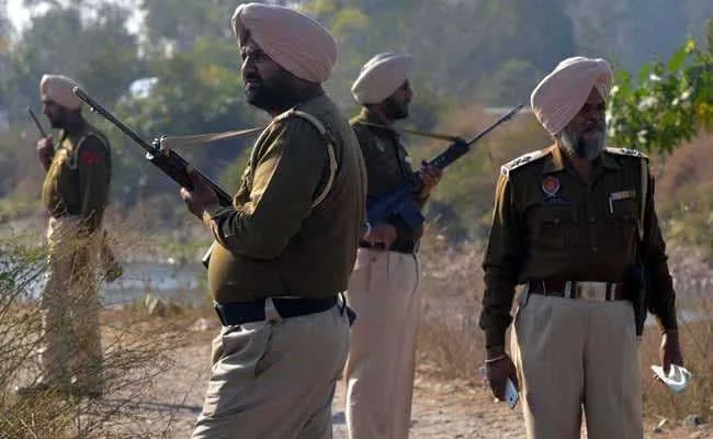 Pak Handlers Behind Gang That Attacked Punjab Cop, Accused Shot While Escaping