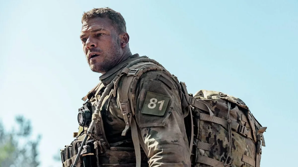 Alan Ritchson de Reacher + le réalisateur de Fast and Furious : c'est l'affiche d'un des films de science-fiction les plus attendus de 2027... Et ça vous rappellera Starship Troopers !